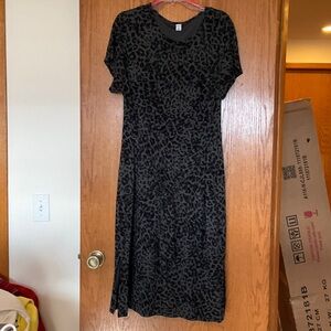 Old Navy Black Leopard Print Midi Dress